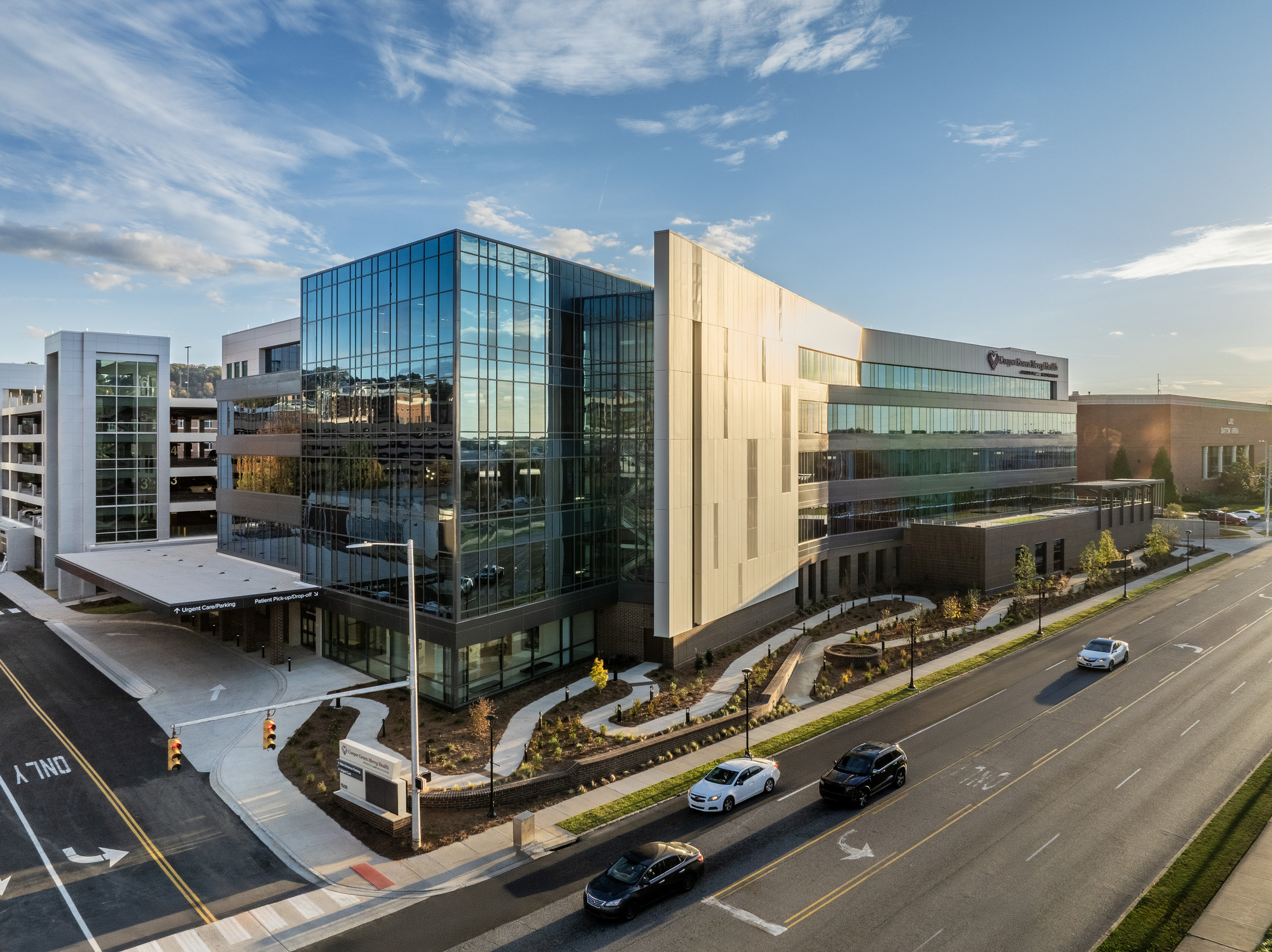 aerial view of an ambulatory care center in downtown birmingham, alabama
