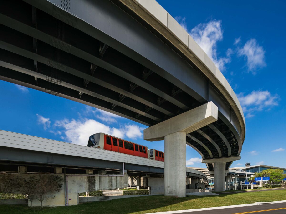 Automated People Mover (APM) Systems and Guideways
