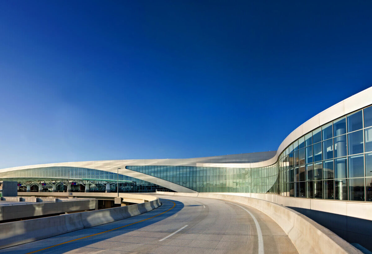 the roadway approaching the international terminal drop off canopy at Hartsfield-Jackson Atlanta International Airport