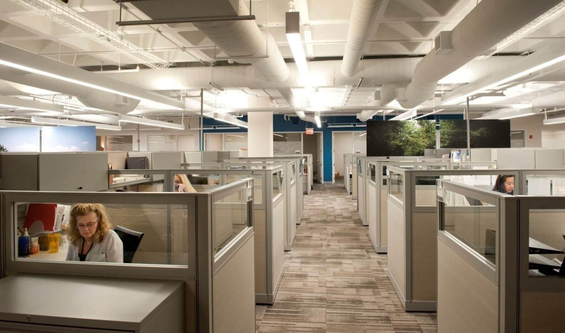 Work spaces in the State of Tennessee’s office
