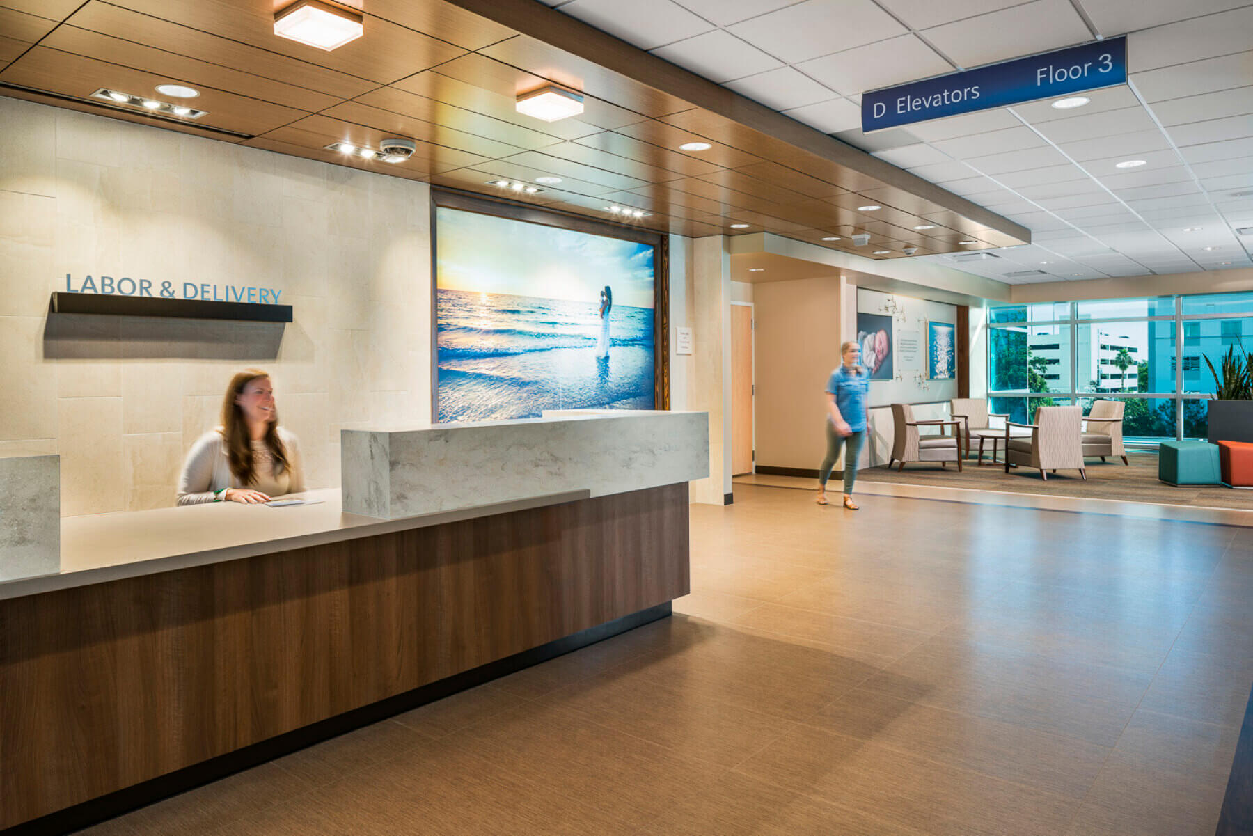 reception area outside the labor and delivery unit