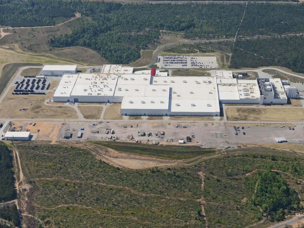 an exterior image of the Bridgestone Americas off-road radial tire plant