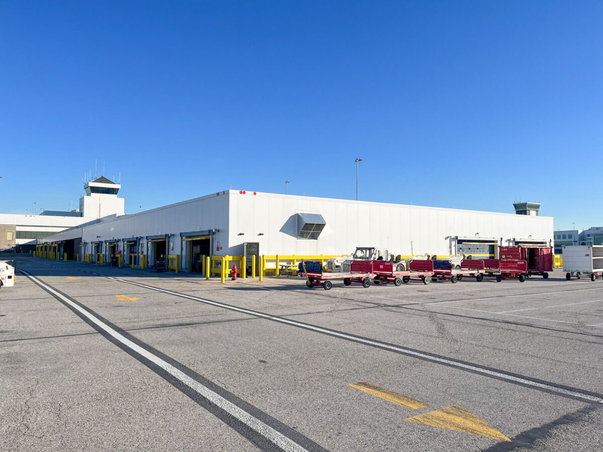 : the exterior of the baggage handling expansion to Concourse A at Cincinnati/Northern Kentucky Airport