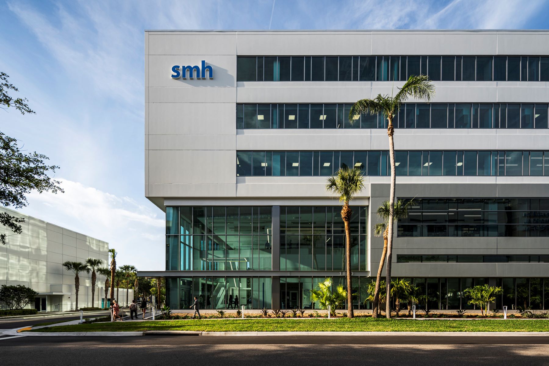 five-story medical research and education building in sarasota, florida