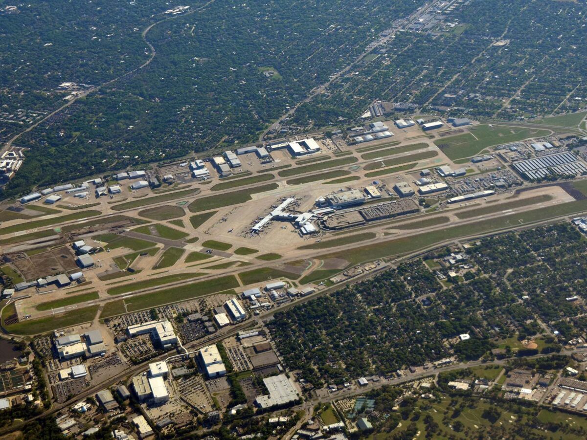 Airports Can Play a Key Role in Reducing Carbon Emissions, Too