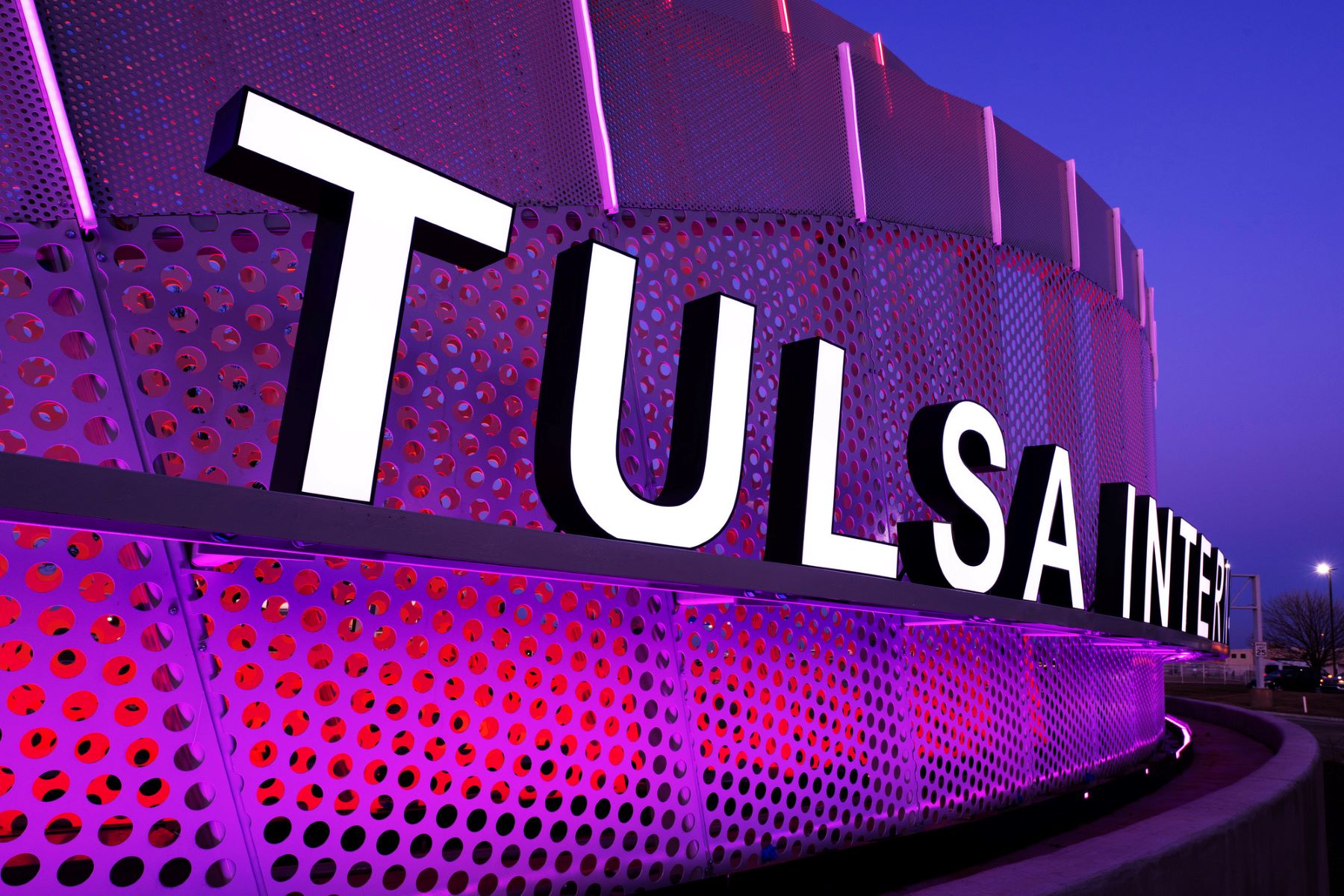 Entry feature at Tulsa International Airport