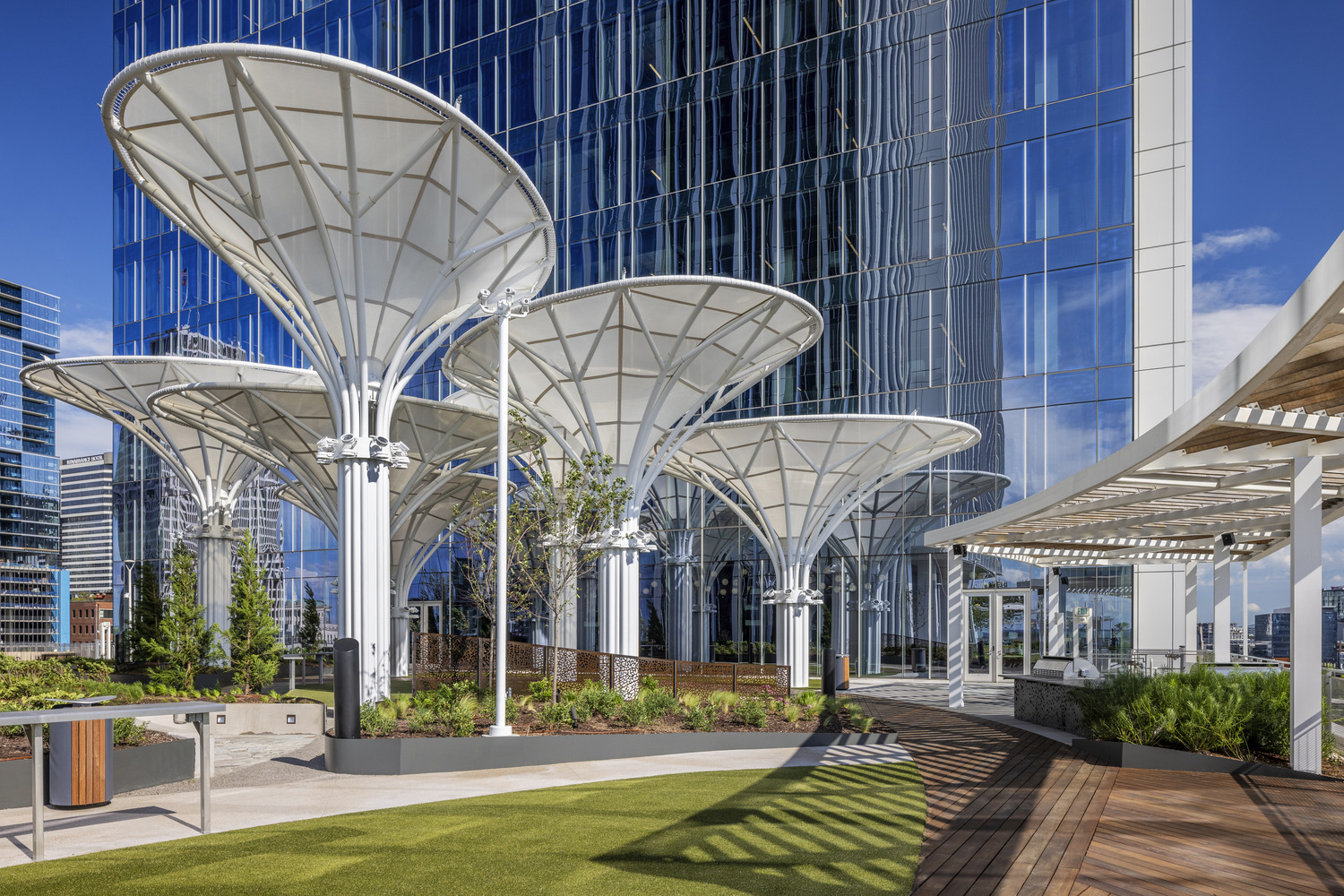 Amenity deck at 201 Platform Way in Nashville, TN