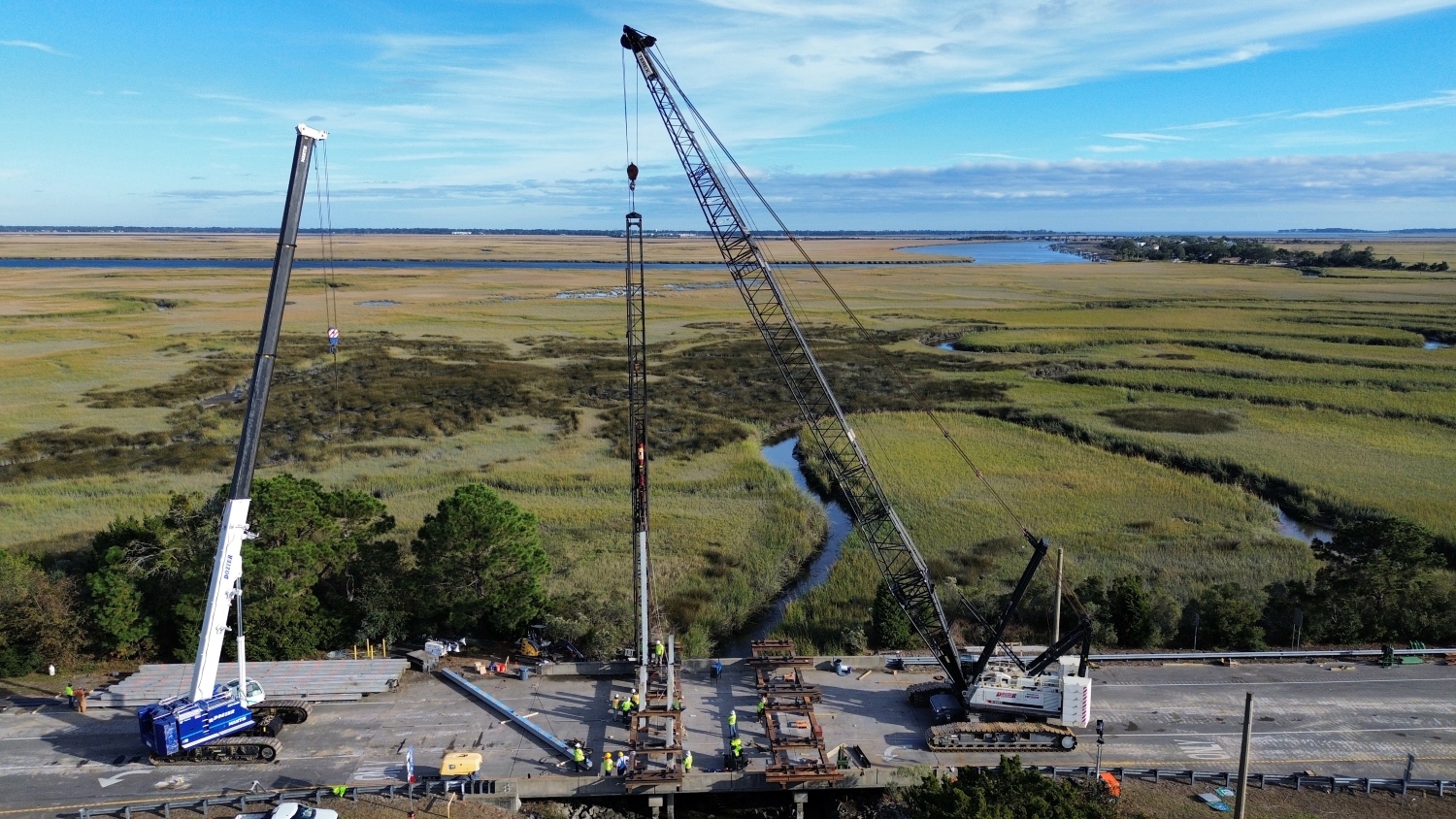 An image showing construction of the US 17 emergency bridge repair